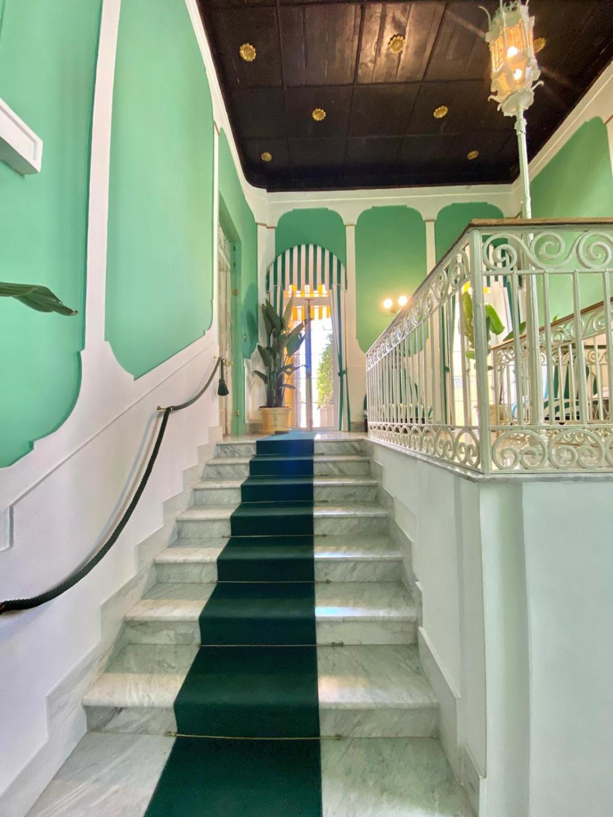 Palazzo Cherubini - Wellness e Spa Rossano Exterior foto